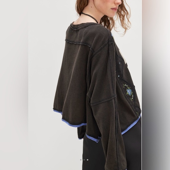 NWT Free People L We the Free Allie Tee in Black Combo Embroidered New $98 Top - Picture 2 of 6